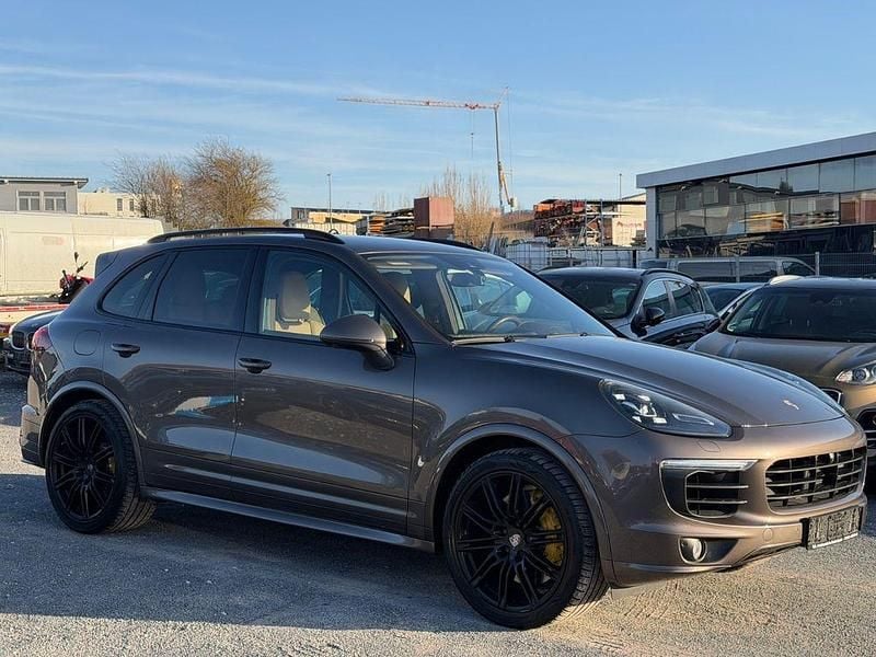 Gebraucht Porsche Cayenne S 385 PS (283 kW) 2016 Braun SUV