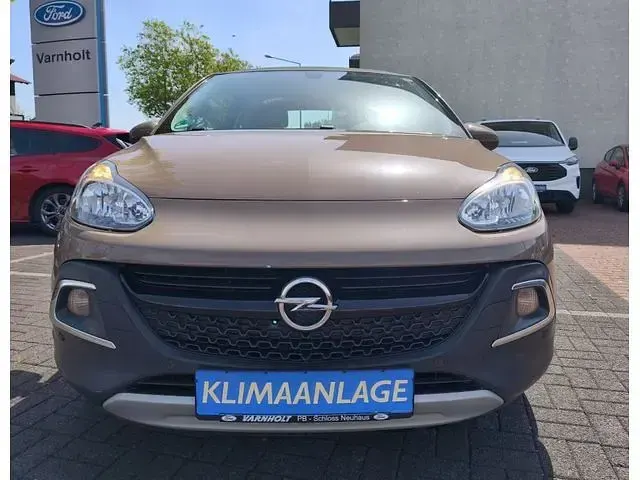 Occasion Opel Adam Rocks 101 ch (74 kW) 2015 Marron Citadine