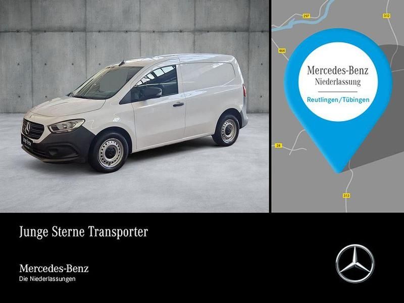 Weiß Gebraucht 2022 Mercedes Citan 110 Van / Kleinbus | 17.826 € (Guter Preis) - Bild 1/4