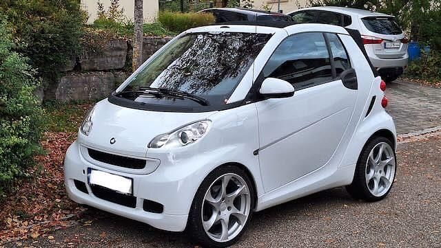 Weiß Gebraucht 2012 Smart ForTwo Cabrio Pulse Cabrio | 5.450 € (Fairer Preis) - Bild 1/4