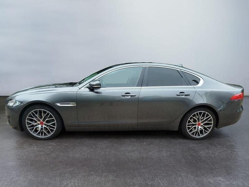 Gebraucht Jaguar XF Prestige 300 PS (220 kW) 2016 Grau Limousine