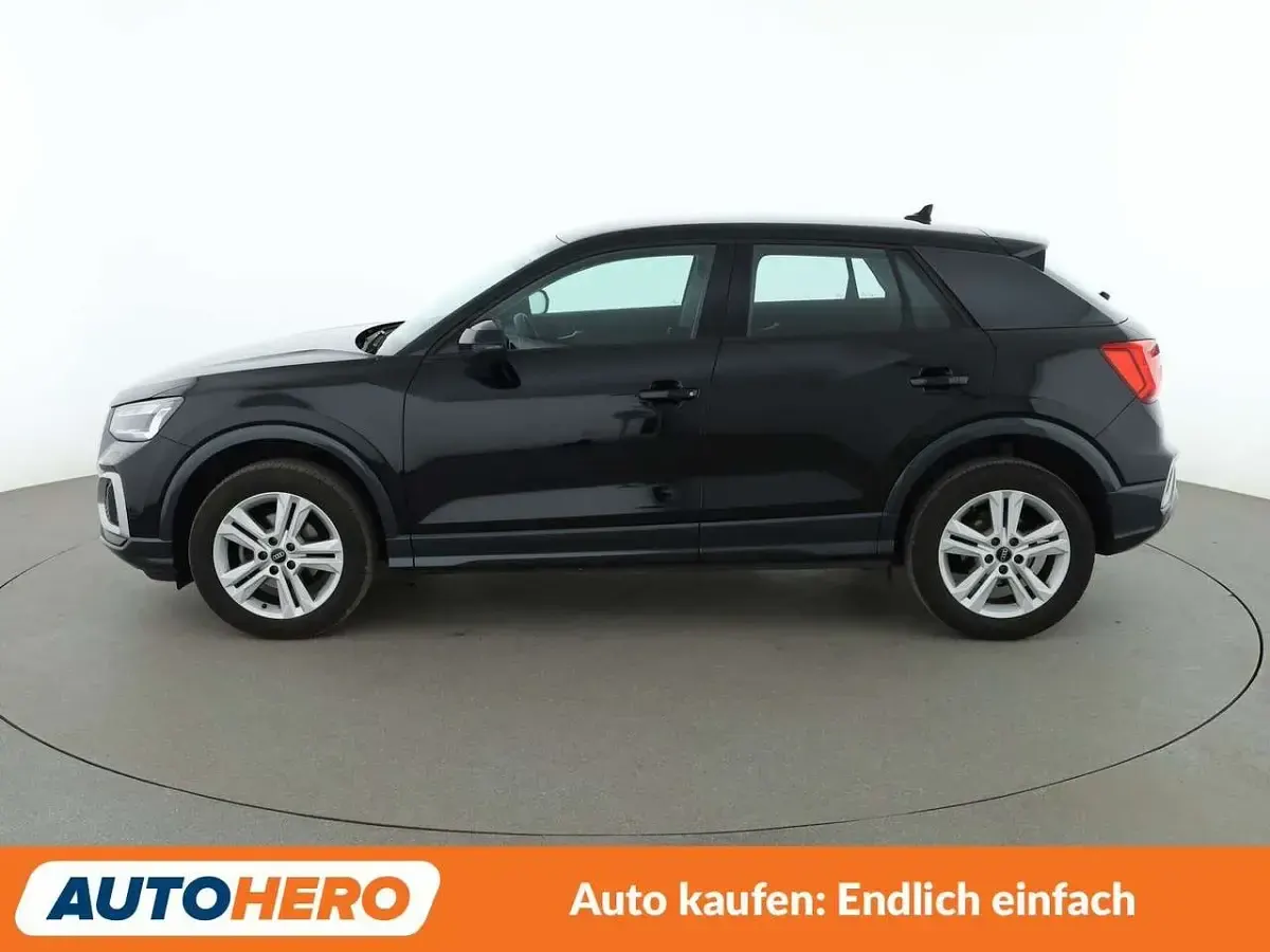 Gebraucht Audi Q2 Advanced 150 PS (110 kW) 2022 Mythosschwarz SUV