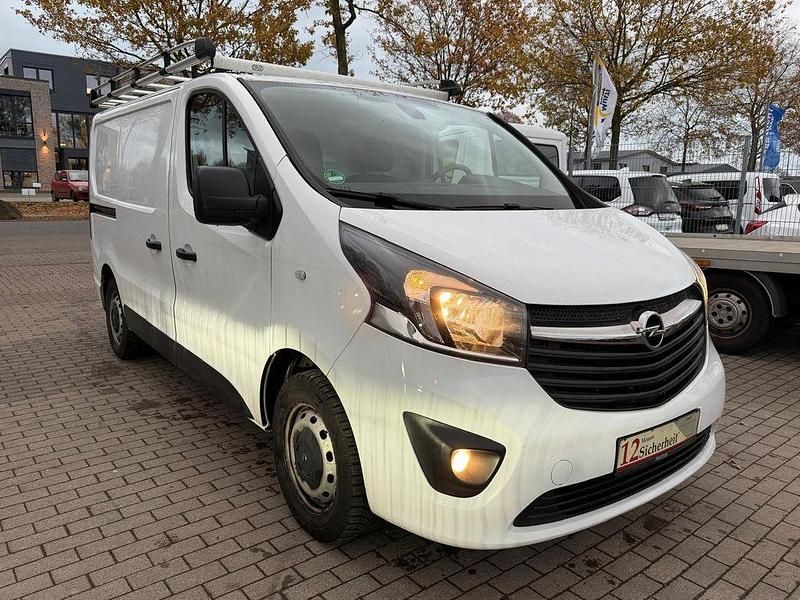 Gebraucht Opel Vivaro 95 PS (69 kW) 2019 Weiß Van / Kleinbus
