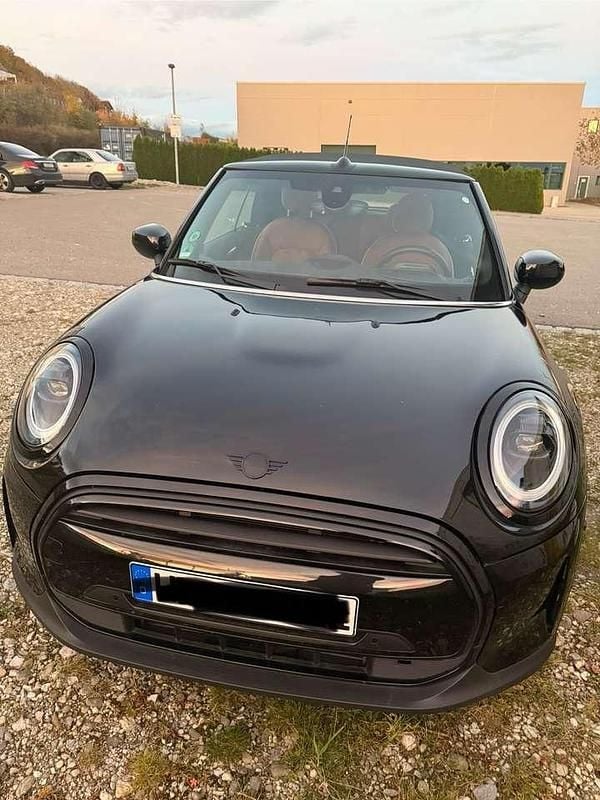 Schwarz Gebraucht 2023 Mini Cooper Cabriolet Cabrio | 30.000 € (Etwas zu teuer) - Bild 1/4