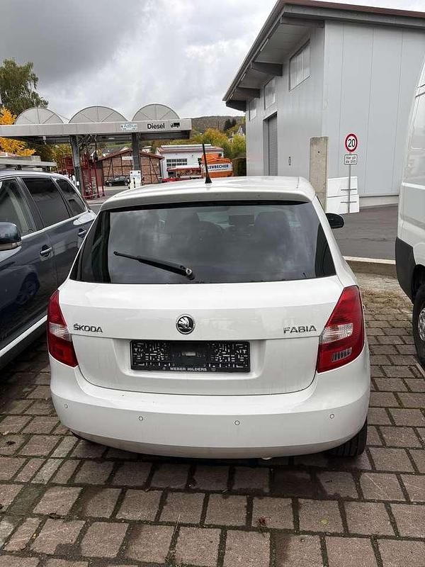 Gebraucht Skoda Fabia Active 60 PS (44 kW) 2013 Limousine