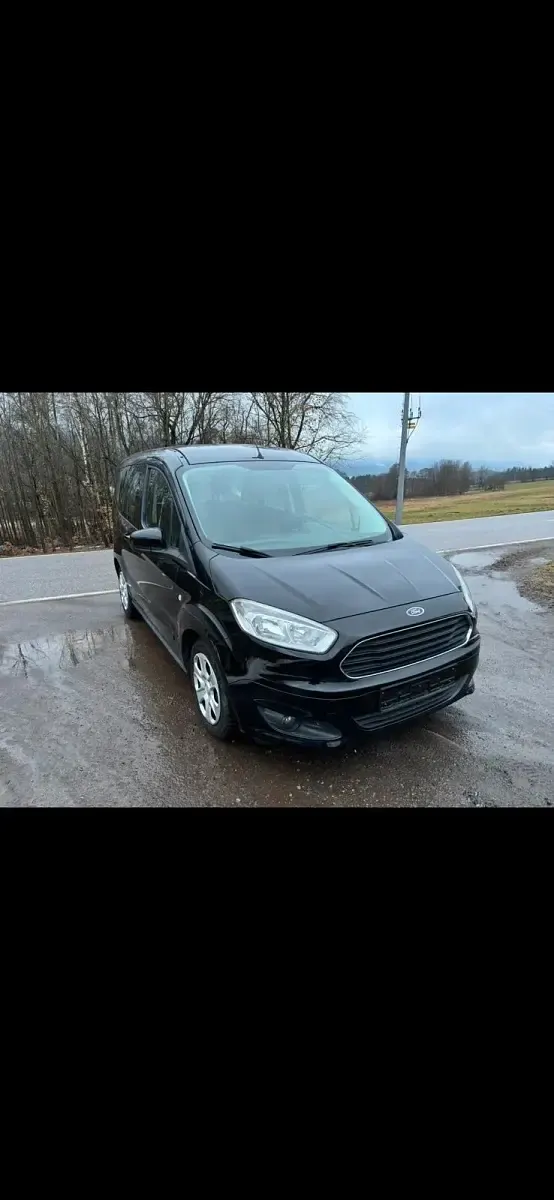 Gebraucht Ford Tourneo Courier 101 PS (74 kW) 2016 Schwarz Van / Kleinbus