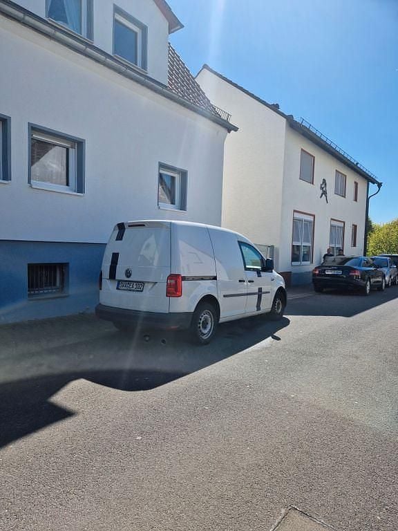 Gebraucht VW Caddy Beach 102 PS (75 kW) 2017 Weiß Van / Kleinbus