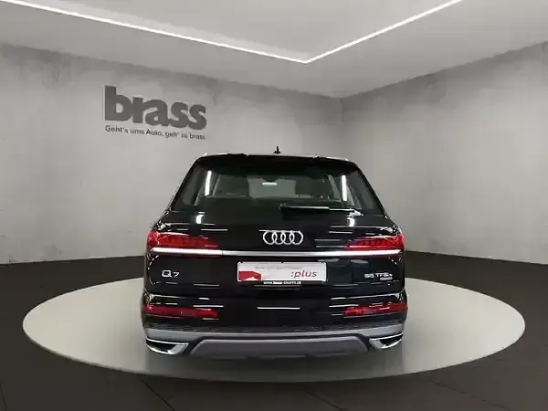 Gebraucht Audi Q7 Ambiente 381 PS (280 kW) 2022 Mythosschwarz metallic SUV