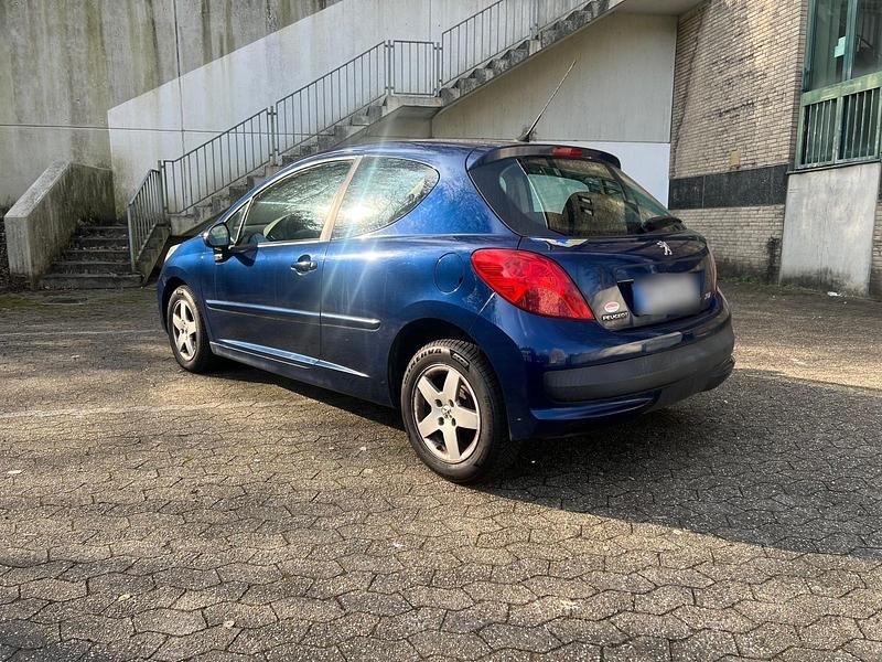 Gebraucht Peugeot 207 88 PS (64 kW) 2007 Blau Kleinwagen