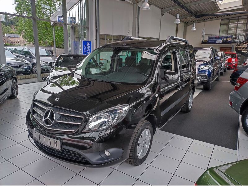 Schwarz Gebraucht 2019 Mercedes Citan 111 Edition Kombi | 14.900 € (Fairer Preis) - Bild 1/4