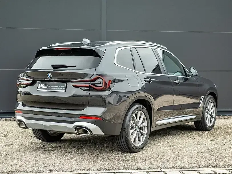 Gebraucht BMW X3 Sport Line 286 PS (210 kW) 2023 Grau SUV