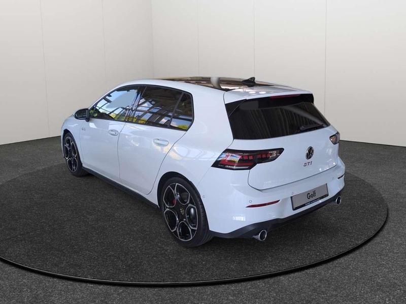 Gebraucht VW Golf VIII 265 PS (194 kW) 2024 Pure white Limousine