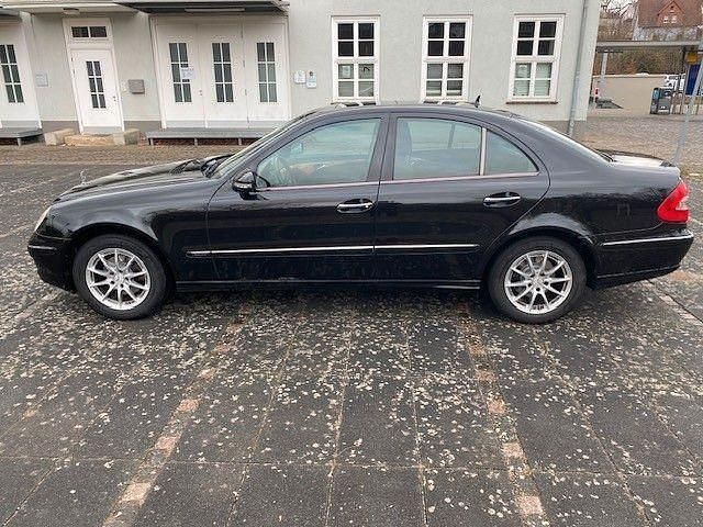 Gebraucht Mercedes 200 184 PS (135 kW) 2008 Schwarz Limousine