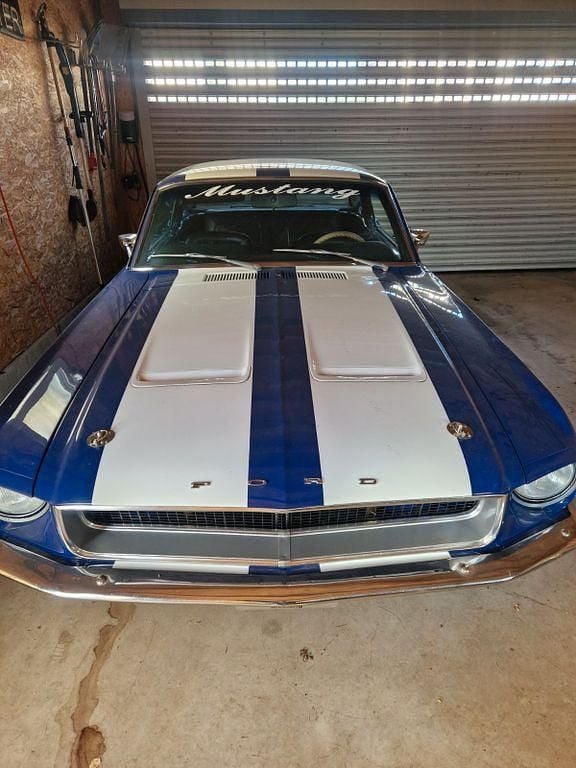 Schwarz Gebraucht 1967 Ford Mustang Coupé | 35.000 € - Bild 1/4