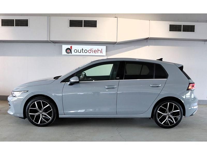 Gebraucht VW Golf VIII Edition 150 PS (110 kW) 2024 Grau Limousine