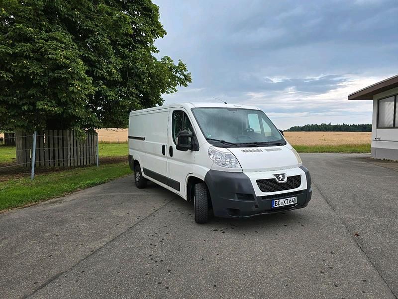 Weiß Gebraucht 2012 Peugeot Boxer Van | 3.800 € (Superpreis) - Bild 1/4