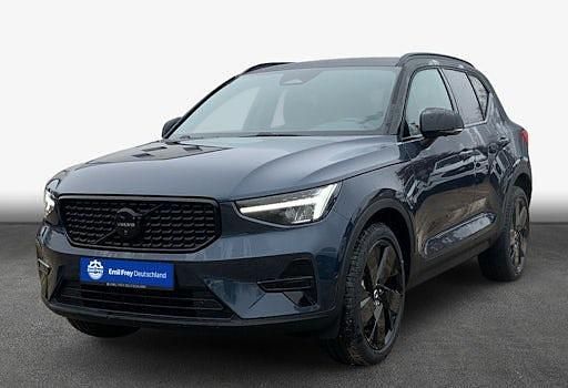 Neu Volvo XC40 Plus 197 PS (144 kW) 2026 Weiß SUV