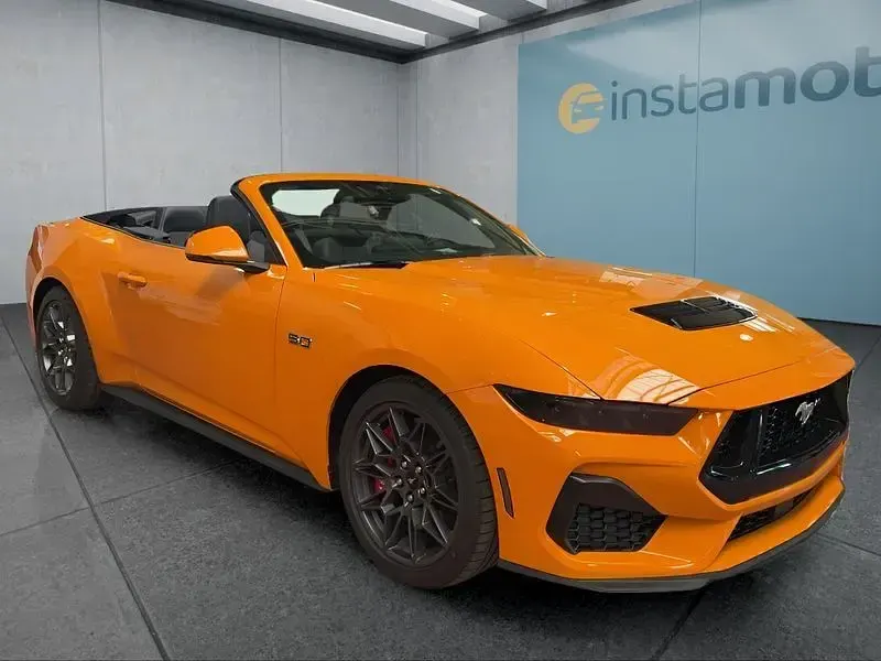 Neu Ford Mustang GT 446 PS (328 kW) 2026 Orange Coupé