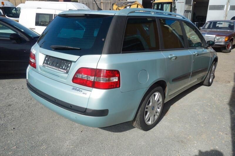 Gebraucht Fiat Stilo Dynamic 133 PS (97 kW) 2003 Grün Kombi