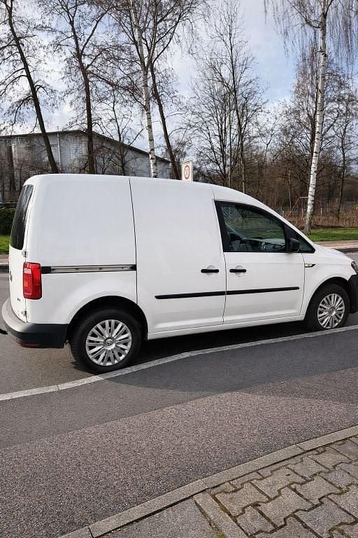 Gebraucht VW Caddy Trendline 102 PS (75 kW) 2017 Weiß Van / Kleinbus