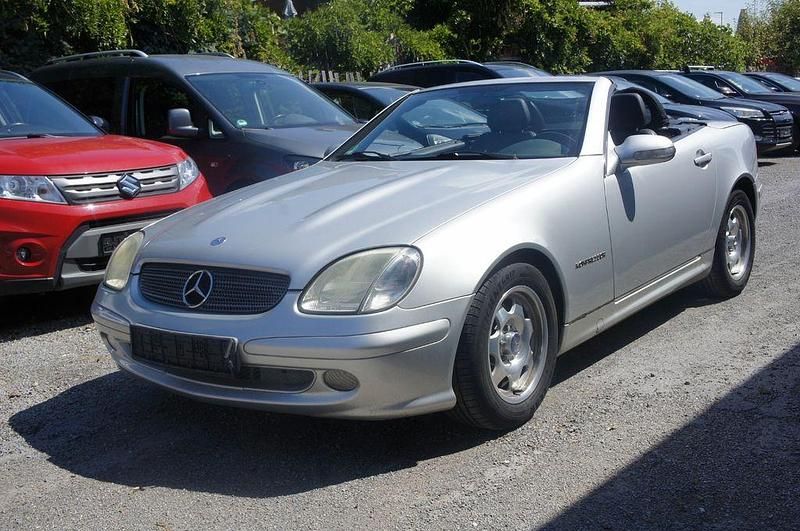 Silber Gebraucht 2000 Mercedes SLK200 Edition Cabrio | 4.000 € (Fairer Preis) - Bild 1/4