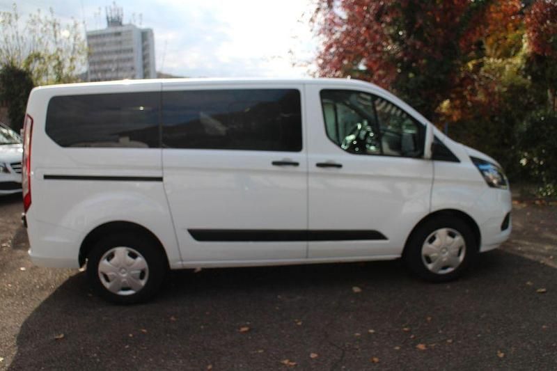 Gebraucht Ford Transit Custom Trend 131 PS (96 kW) 2021 Weiß Van / Kleinbus