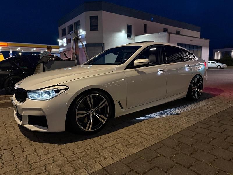 Weiß Gebraucht 2018 BMW 640 M Sport Coupé | 38.900 € - Bild 1/4