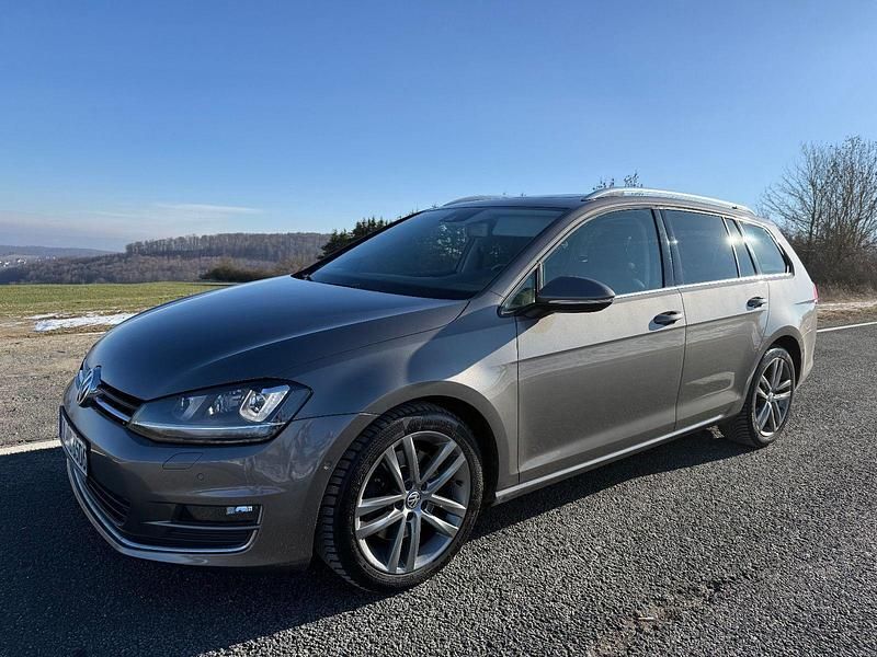 Gebraucht VW Golf VII Highline 150 PS (110 kW) 2014 Andere farben Limousine