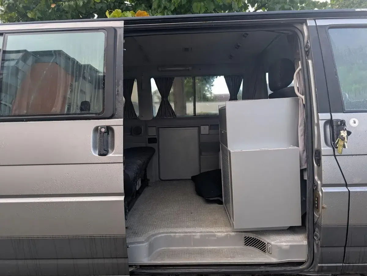 Gebraucht VW Multivan 102 PS (75 kW) 1999 Silber Van / Kleinbus