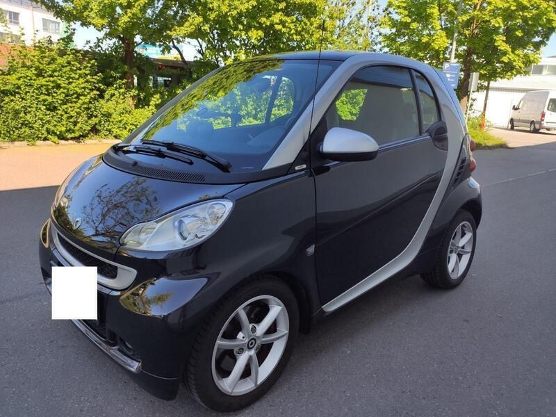 Schwarz Gebraucht 2011 Smart ForTwo Coupé Pulse Coupé | 3.999 € - Bild 1/4