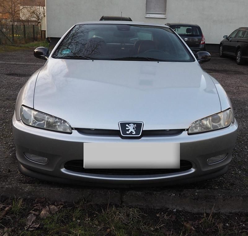 Gebraucht Peugeot 406 Coupe 132 PS (97 kW) 1998 Grau Coupé