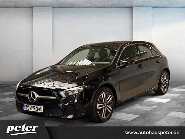 Gebraucht Mercedes A200 Progressive 163 PS (119 kW) 2022 Schwarz Kleinwagen