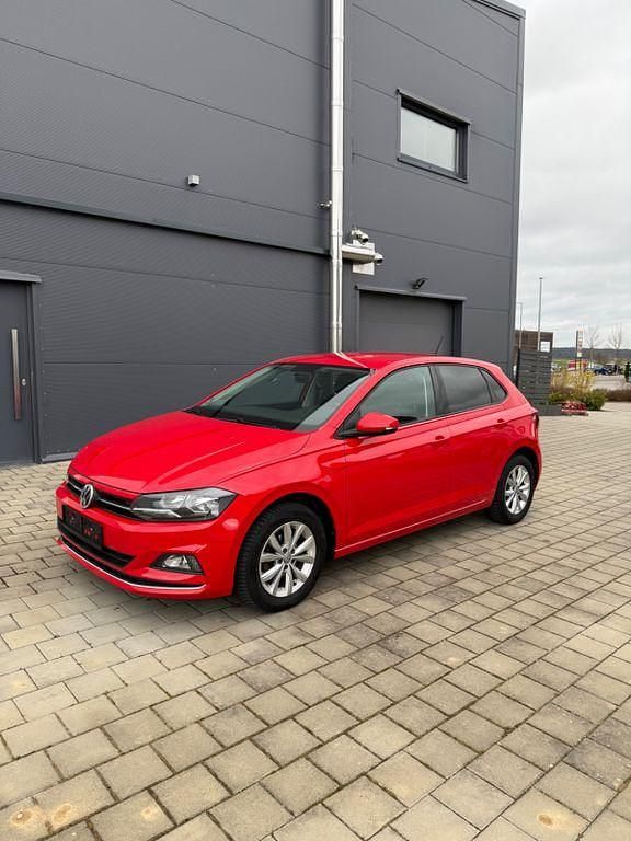 Gebraucht VW Polo Highline 95 PS (69 kW) 2017 Rot Limousine