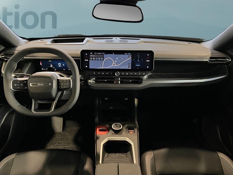 Gebraucht Jeep Compass 145 PS (106 kW) 2026 Grau SUV