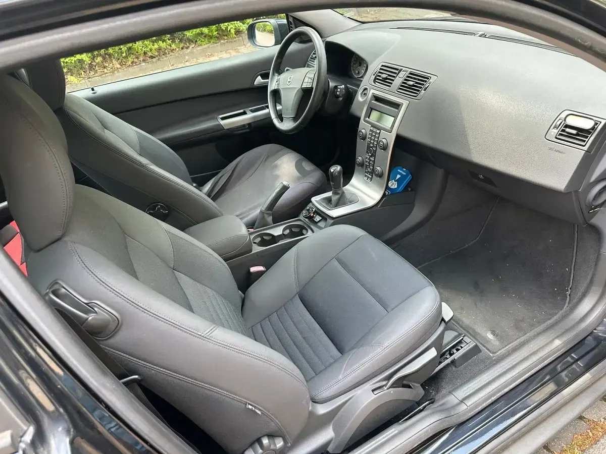 Gebraucht Volvo C30 145 PS (106 kW) 2007 Schwarz Kleinwagen