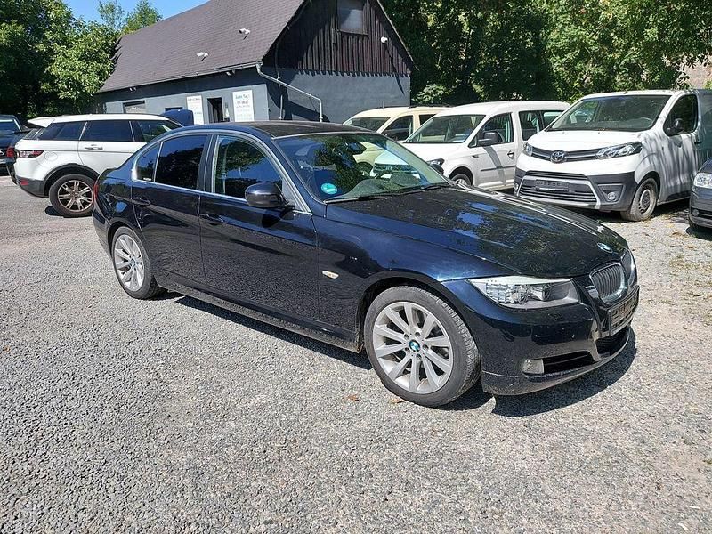 Schwarz Gebraucht 2010 BMW 325 Limousine | 6.999 € (Superpreis) - Bild 1/4