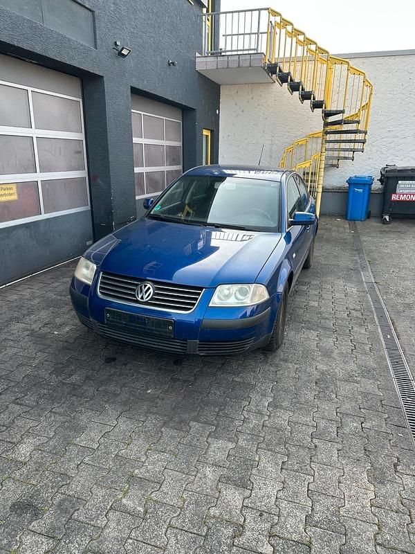 Gebraucht 2007 VW Passat Limousine | 600 € - Bild 1/4