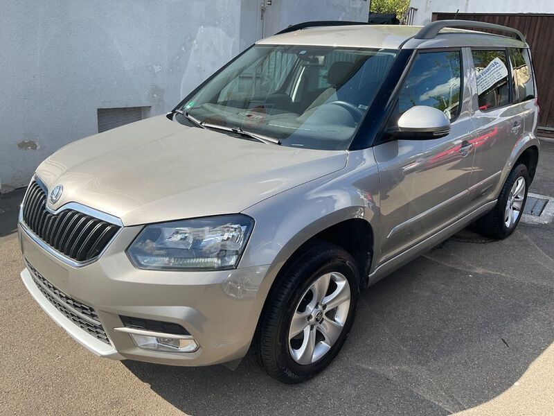 Beige Gebraucht 2014 Skoda Yeti Ambition SUV | 9.950 € (Fairer Preis) - Bild 1/4