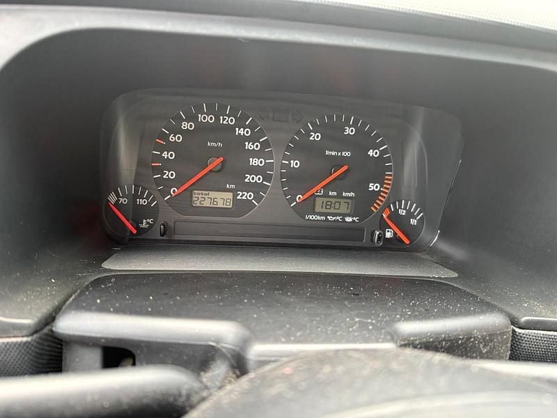 Gebraucht VW Golf Cabriolet 90 PS (66 kW) 2002 Blau Cabrio