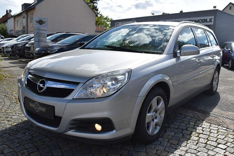 Silber Gebraucht 2006 Opel Vectra Edition Kombi | 5.999 € - Bild 1/4