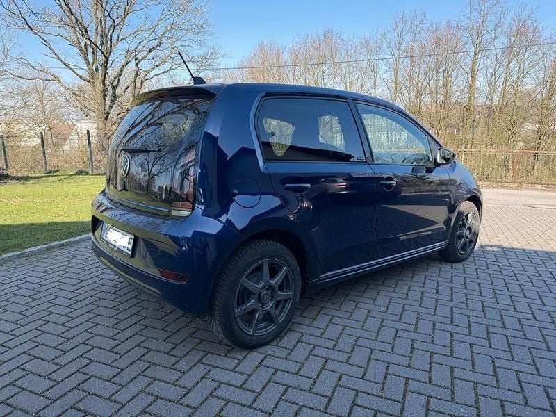 Gebraucht VW e-up! United 61 kW (83 PS) 2021 Blau Kleinwagen