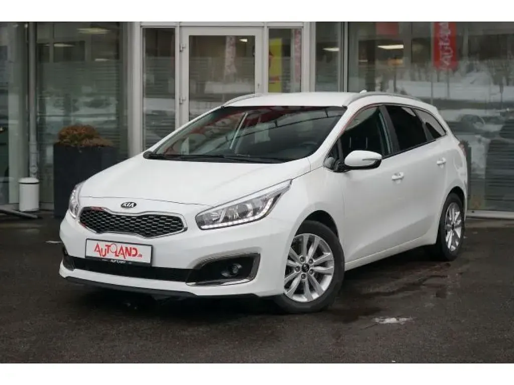Gebraucht Kia Ceed Sportswagon 135 PS (99 kW) 2017 Deluxe weiss met. Kombi