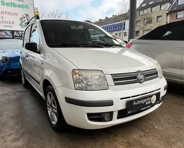Occasion Fiat Panda Emotion 100 ch (73 kW) 2008 Blanc Citadine