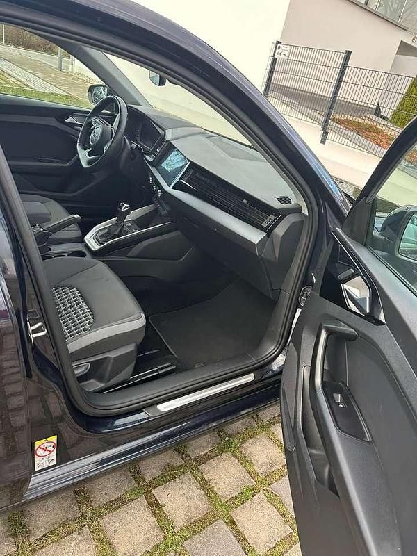 Gebraucht Audi A1 Advanced 110 PS (80 kW) 2021 Blau SUV