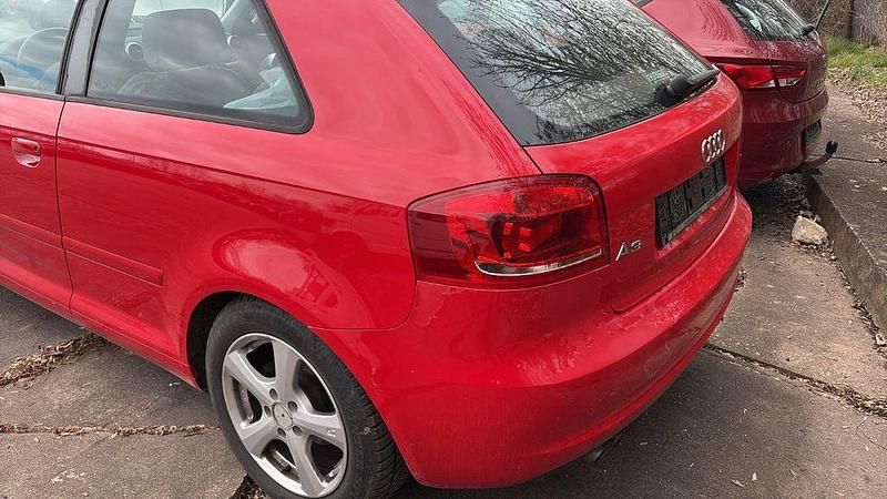 Gebraucht Audi A3 125 PS (91 kW) 2008 Rot Kleinwagen