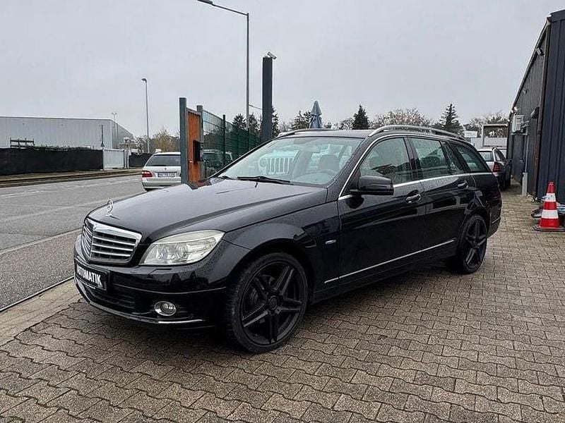 Schwarz Gebraucht 2009 Mercedes C220 Kombi | 5.190 € (Guter Preis) - Bild 1/4
