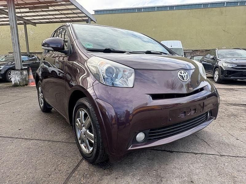 Gebraucht Toyota iQ 98 PS (72 kW) 2012 Kleinwagen
