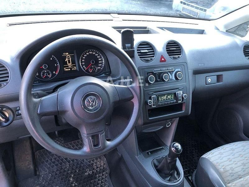 Gebraucht VW Caddy 102 PS (75 kW) 2012 Weiß Van / Kleinbus