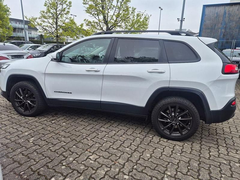 Gebraucht Jeep Cherokee Night Eagle 200 PS (147 kW) 2016 Schwarz SUV