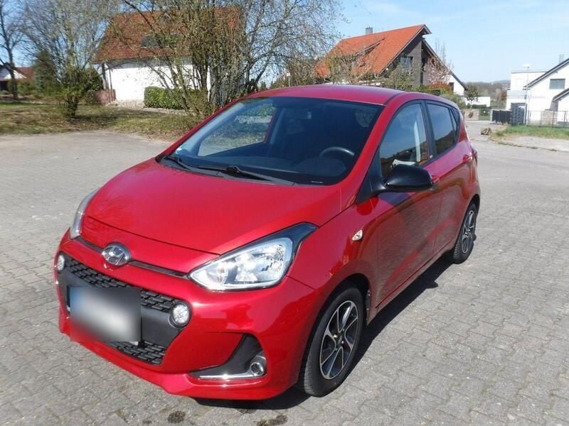 Rot Gebraucht 2019 Hyundai i10 YES! Kleinwagen | 10.600 € (Superpreis) - Bild 1/4